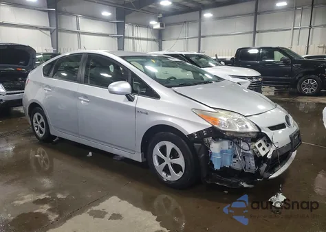 2013 Toyota Prius z USA, uszkodzony, nr VIN JTDKN3DU8D0347879